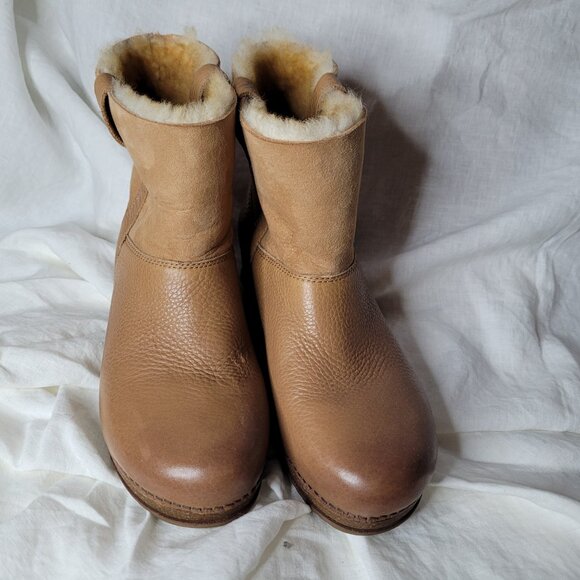 Dansko Mckenzie Shearling Lined Boots - Picture 7 of 16